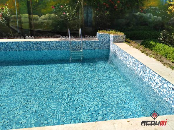 When it Comes to Pool Ceramic Tiles, How Long Do They Last?