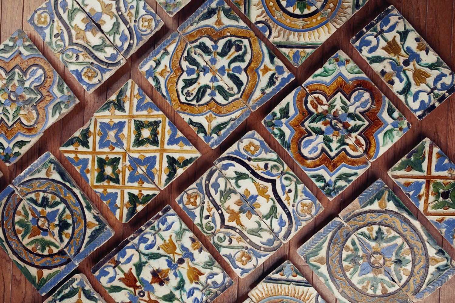 glazed tiles meaning repair kit design - Acoumi